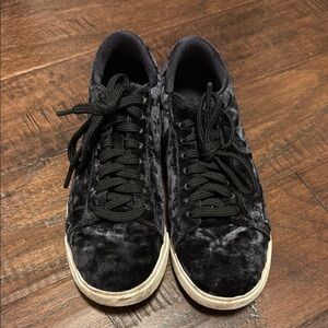 Nike Black Sneakers Velvet Style